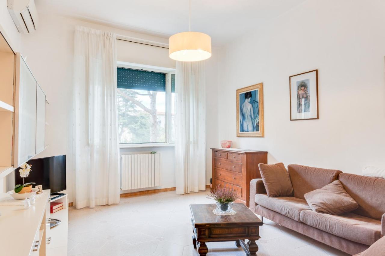 Marradi Apartment With Balcony Livorno Buitenkant foto