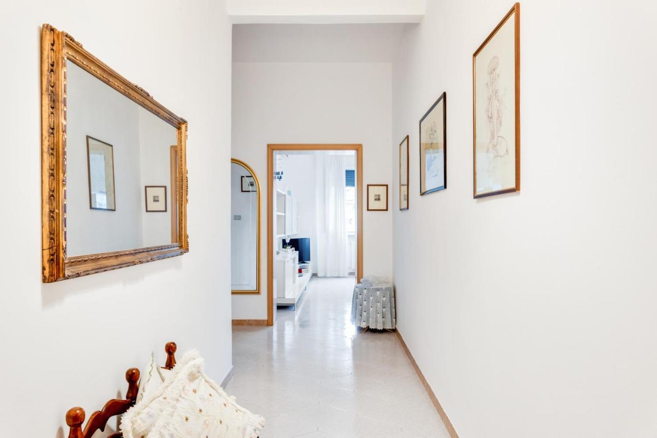 Marradi Apartment With Balcony Livorno Buitenkant foto