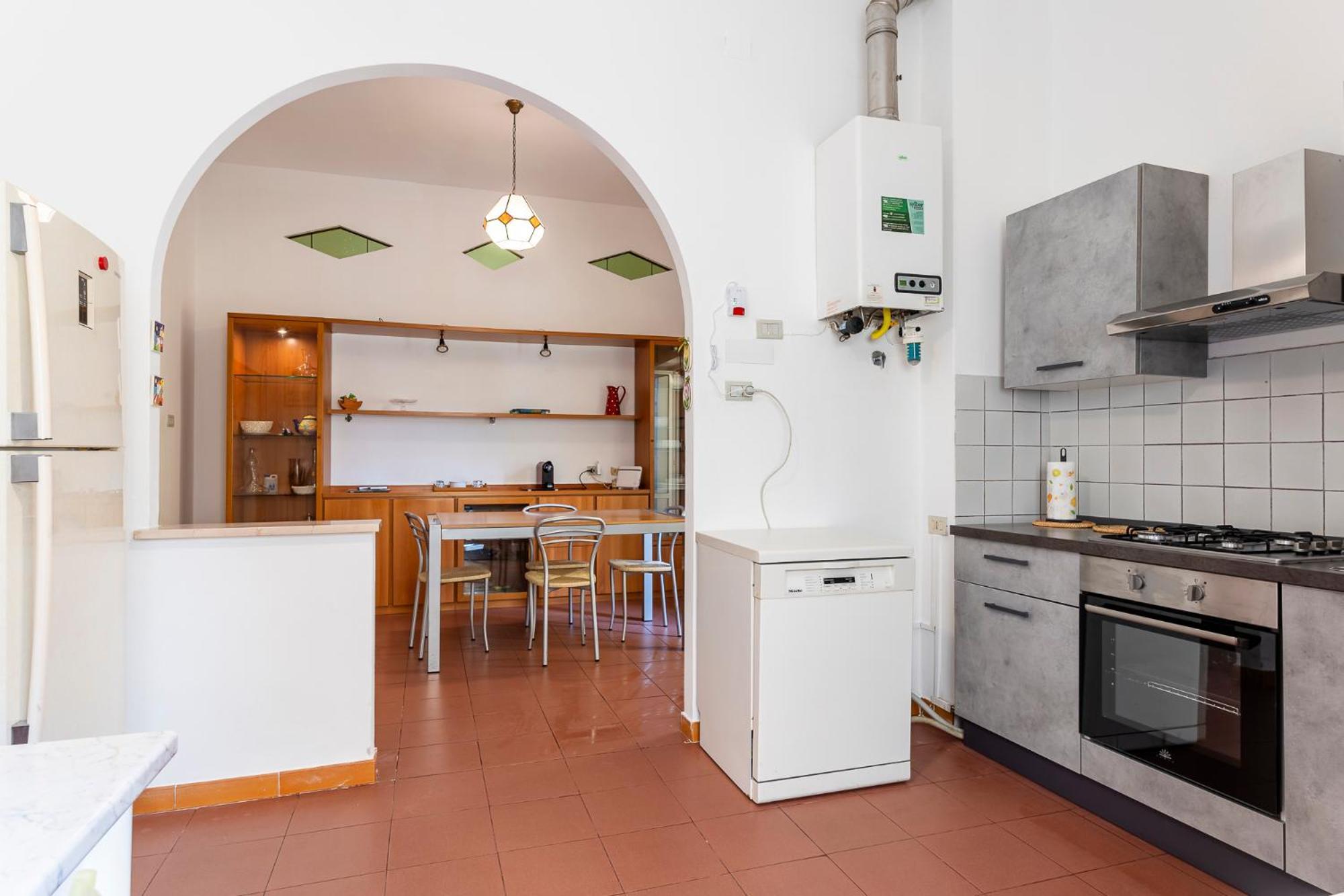 Marradi Apartment With Balcony Livorno Buitenkant foto